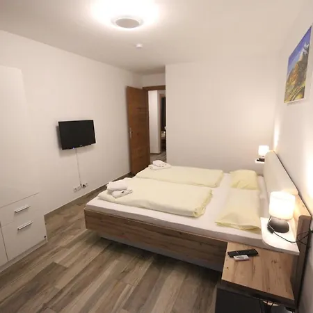 Bellevue Apartamento *